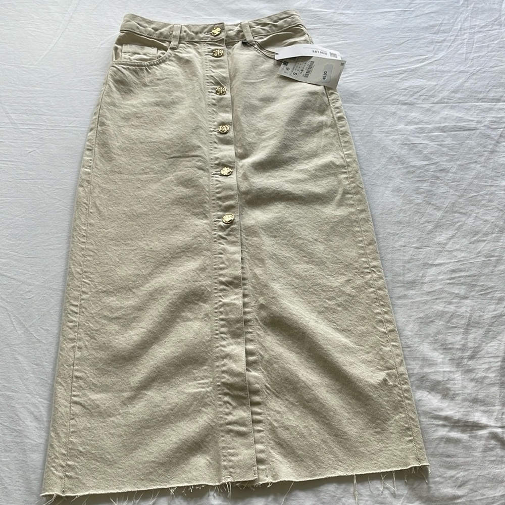 Zara Women’s Midi Off White Denim Skirt Small